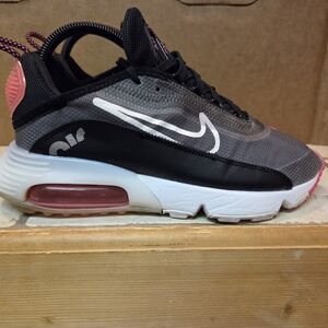 Nike Air Max 2090 Black/Metallic Silver Pink Women's Size 8